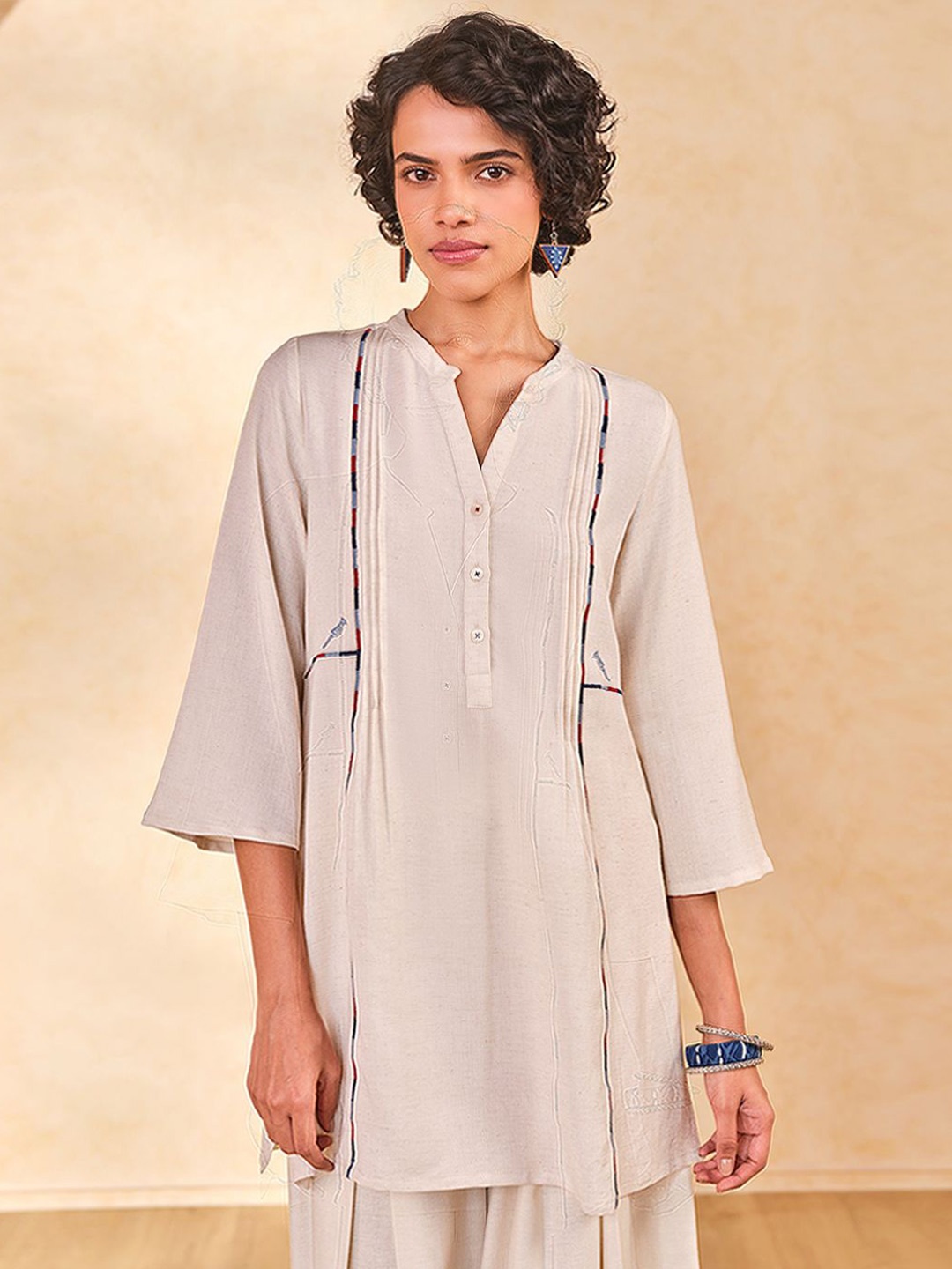 

Global Desi Mandarin Collar Tunic, Off white