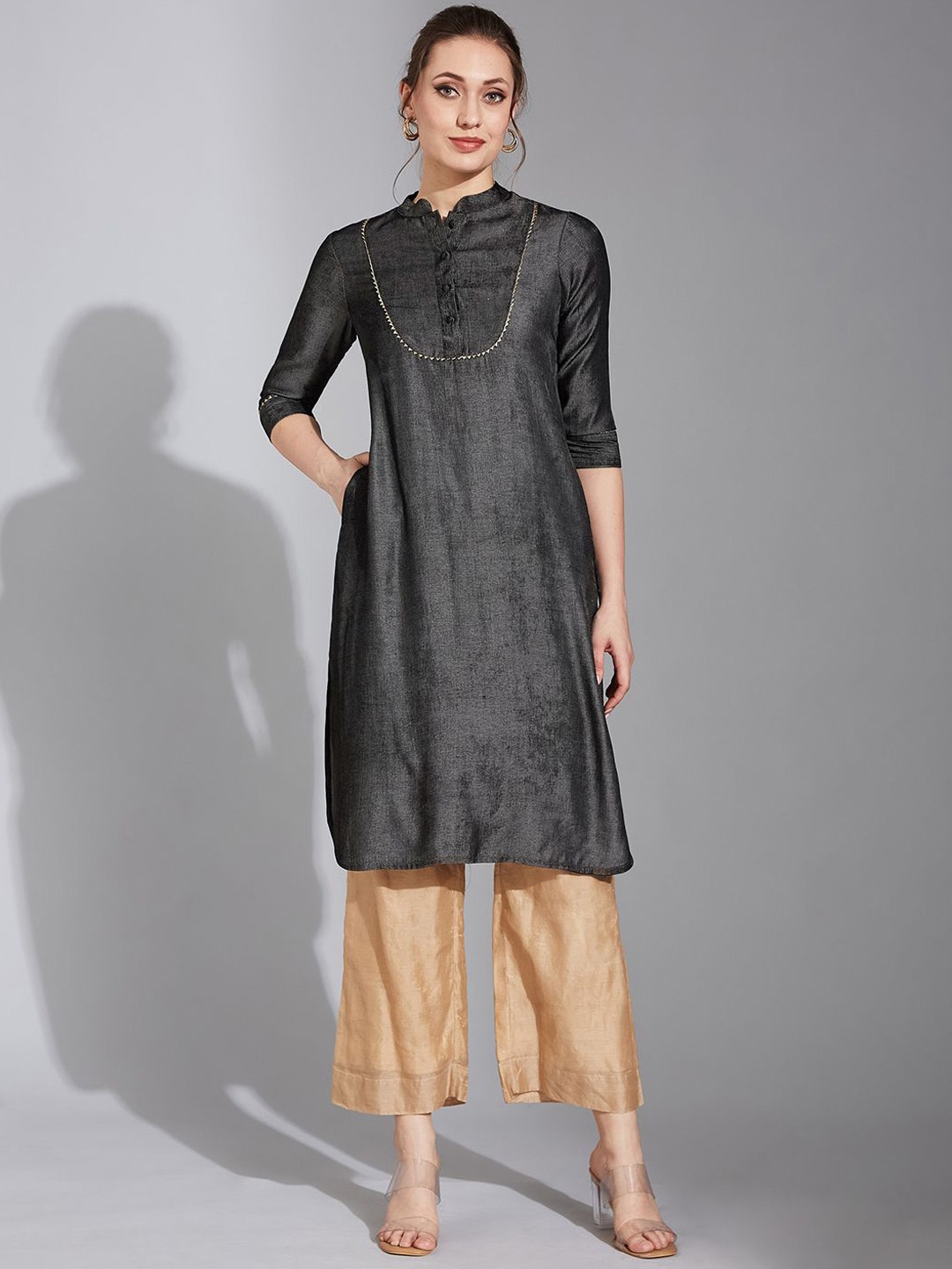 

Life With Pockets Regular Gotta Patti Work Straight Kurta, Black