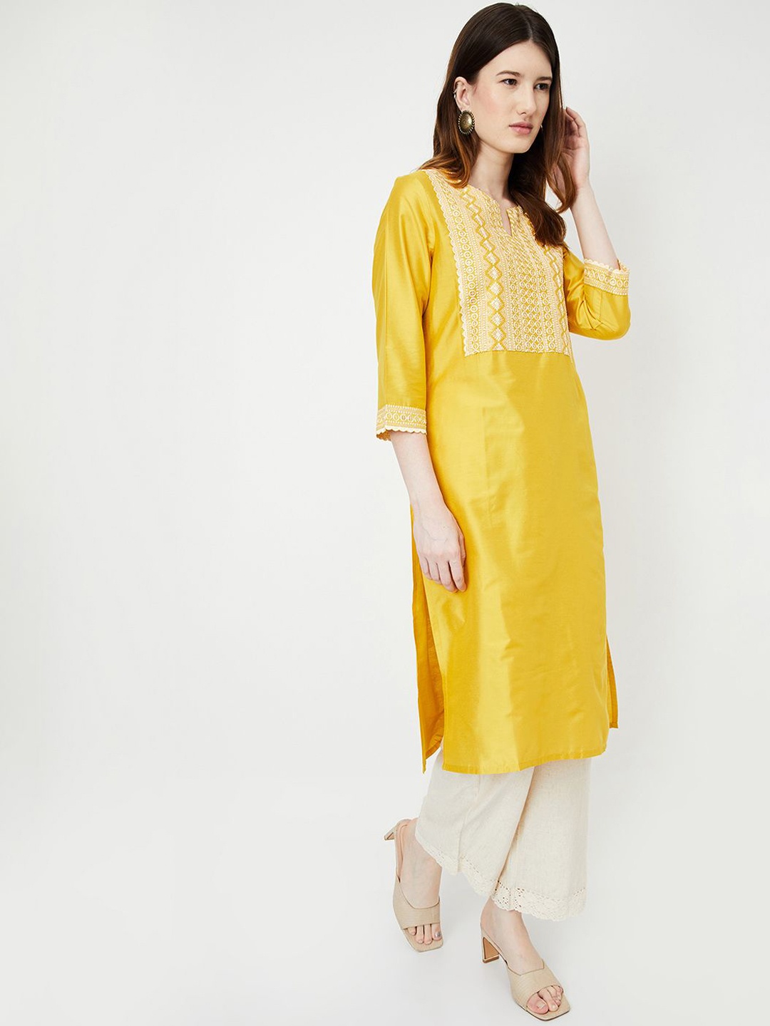 

max Geometric Embroidered Regular Straight Kurta, Yellow