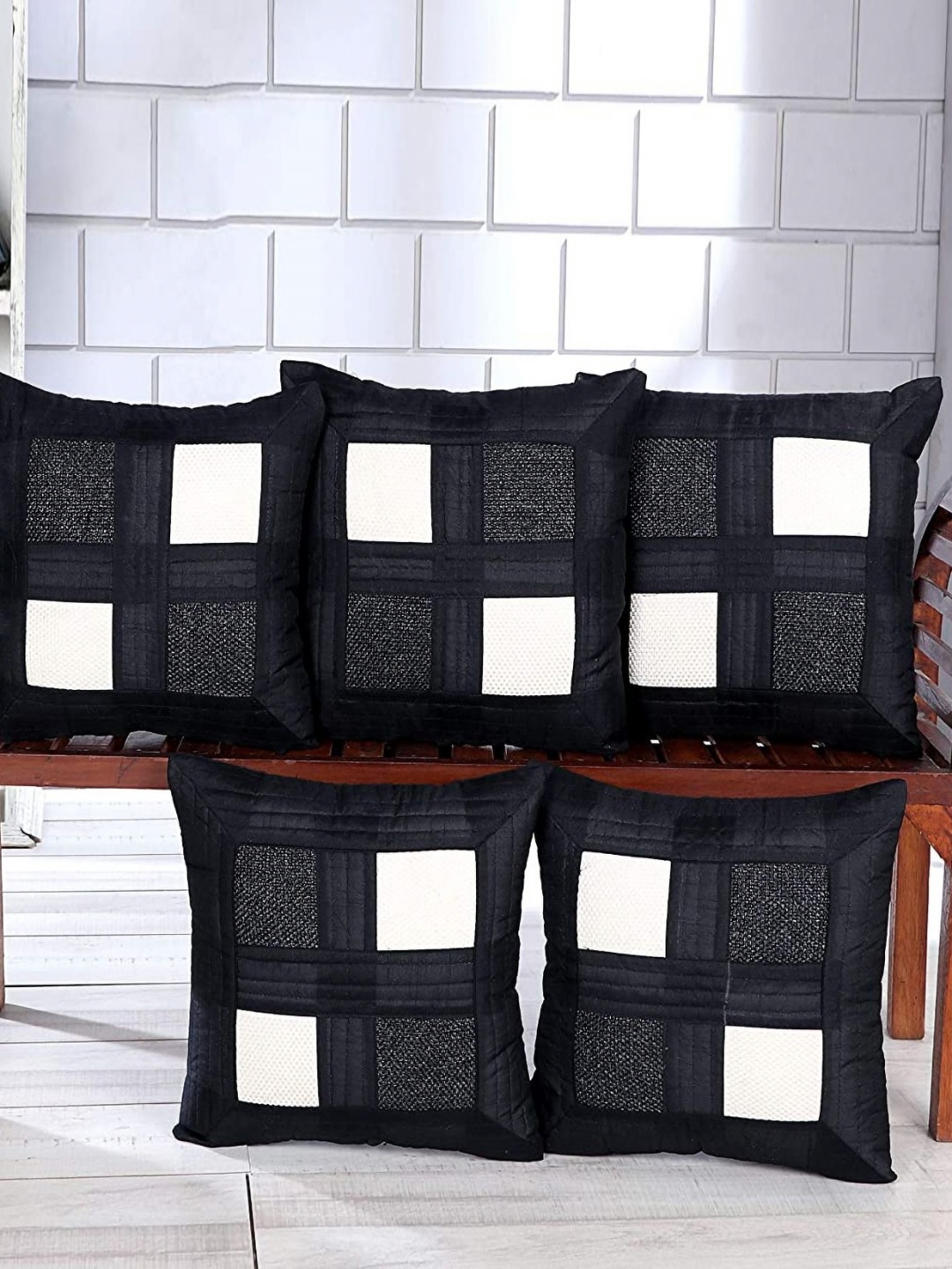 

Creeva Black & Beige 5 Pieces Checked Square Cushion Covers