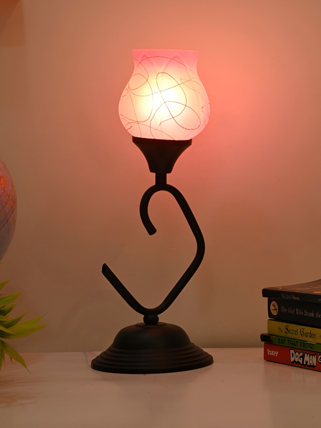 

Afast Pink & Black Printed Traditional Bell Shaped Glass Table Lamp With Adjustable Cord