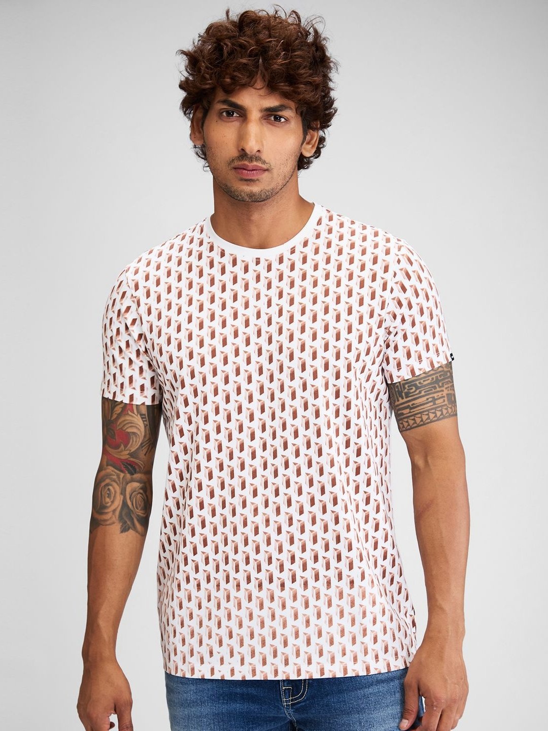 

SPYKAR Men Printed Pockets Slim Fit T-shirt, Brown