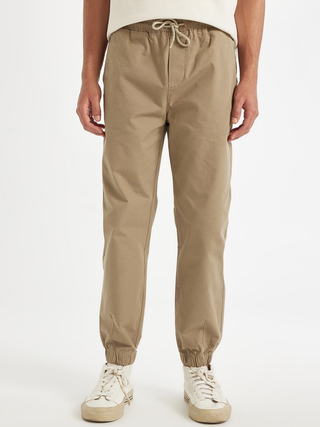

DeFacto Men Regular Fit Joggers Trousers, Beige