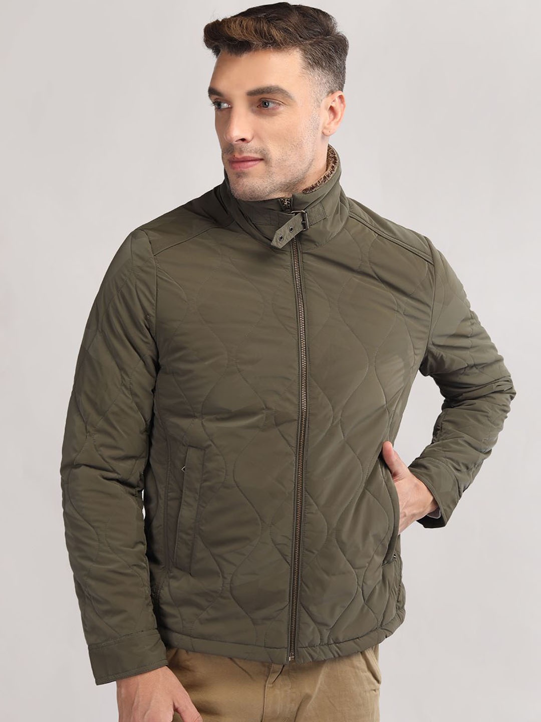 

LURE URBAN Men Camouflage Outdoor Puffer Jacket, Olive