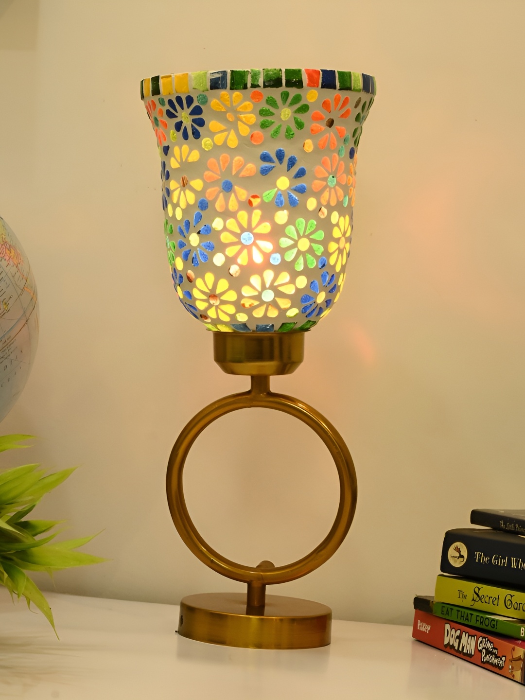 

Afast Green Glass Contemporary Table Lamp With Adjustable Cord