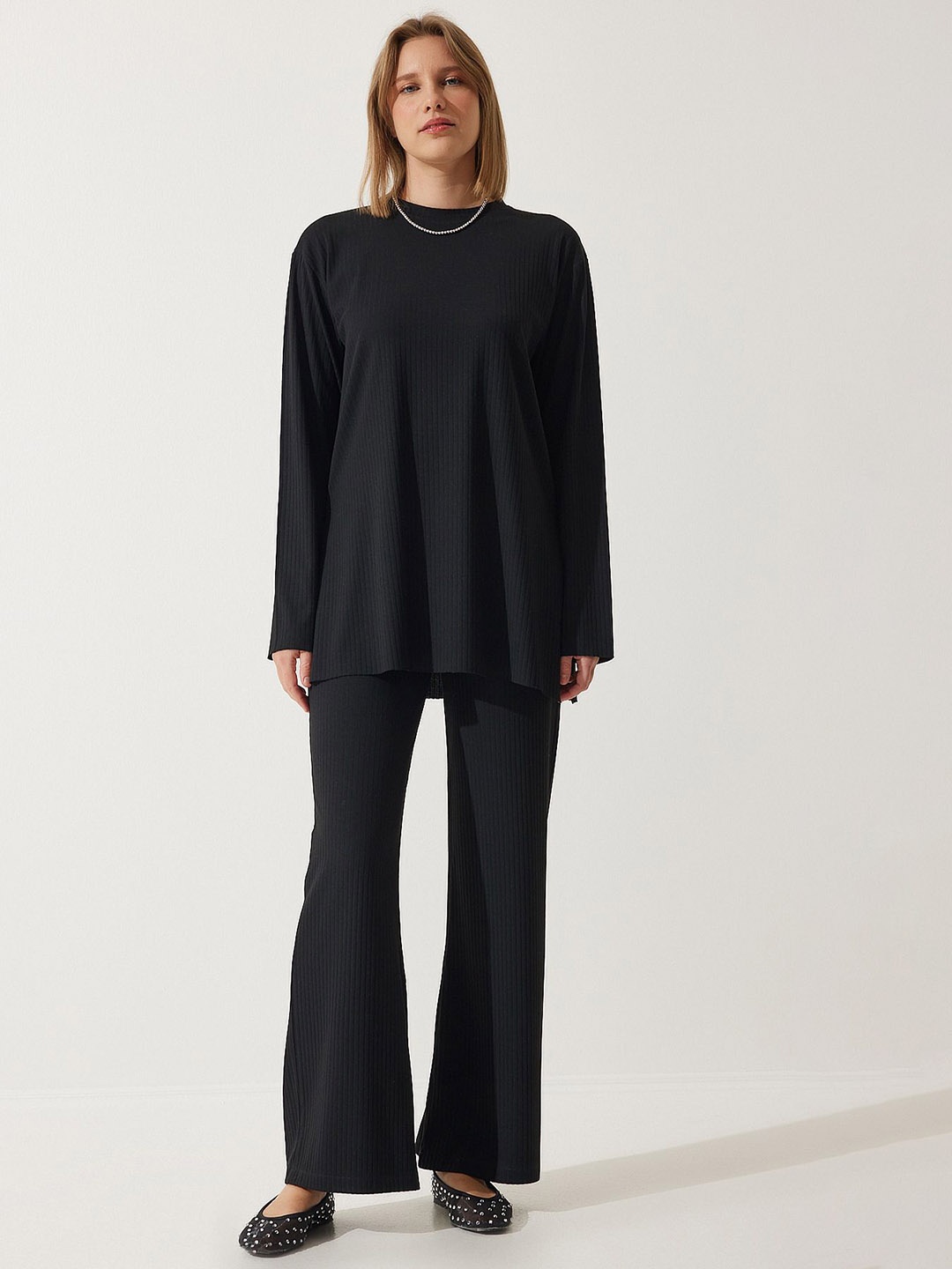 

Happiness istanbul Ribbed Round Neck Top With Trousers, Black