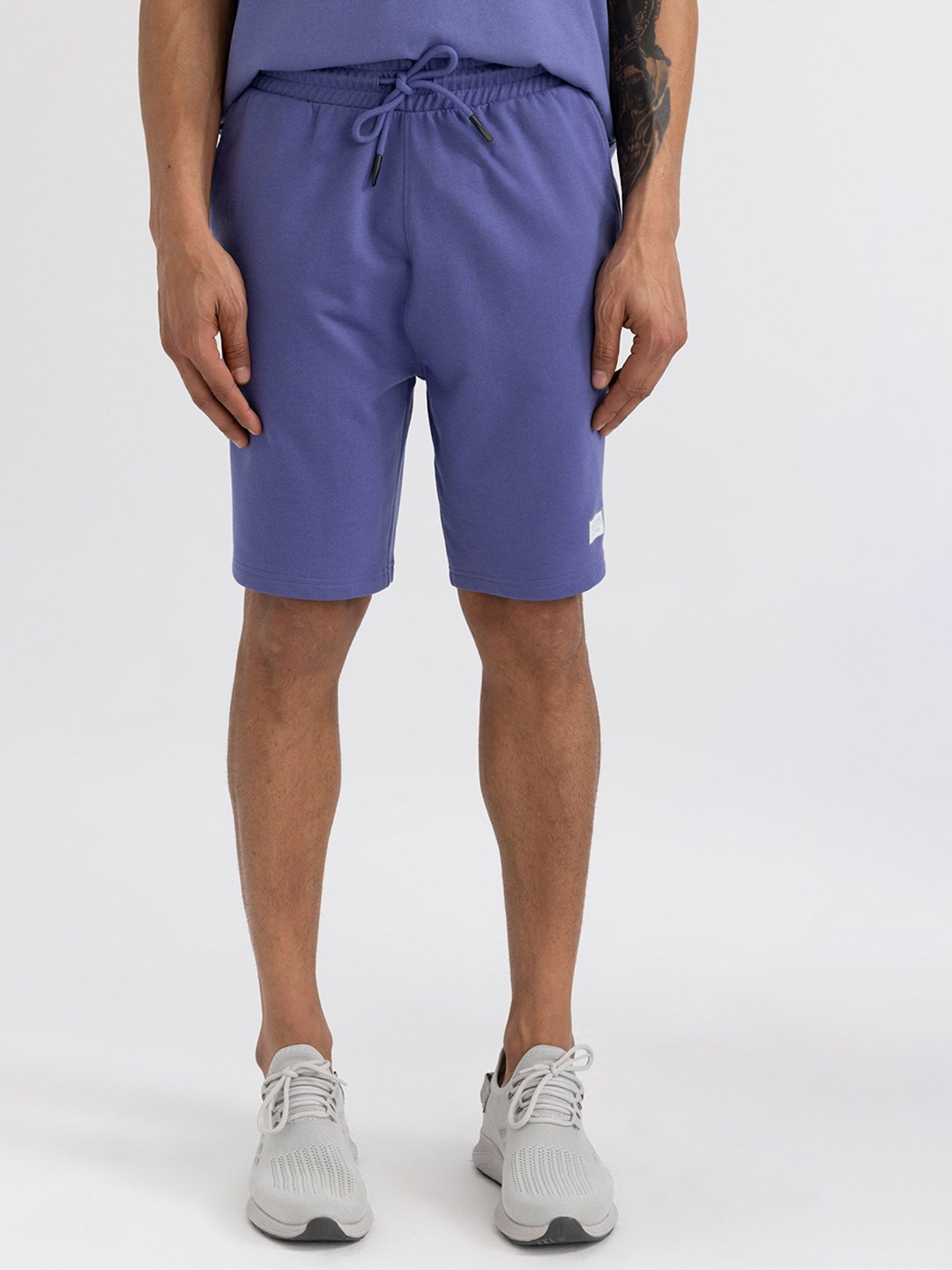 

DeFacto Men Mid-Rise Shorts, Purple