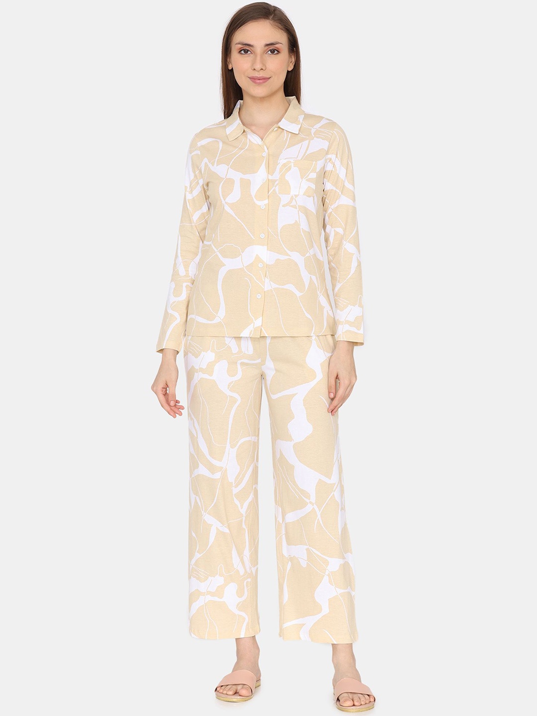 

Zivame Women Printed Night suit, Beige