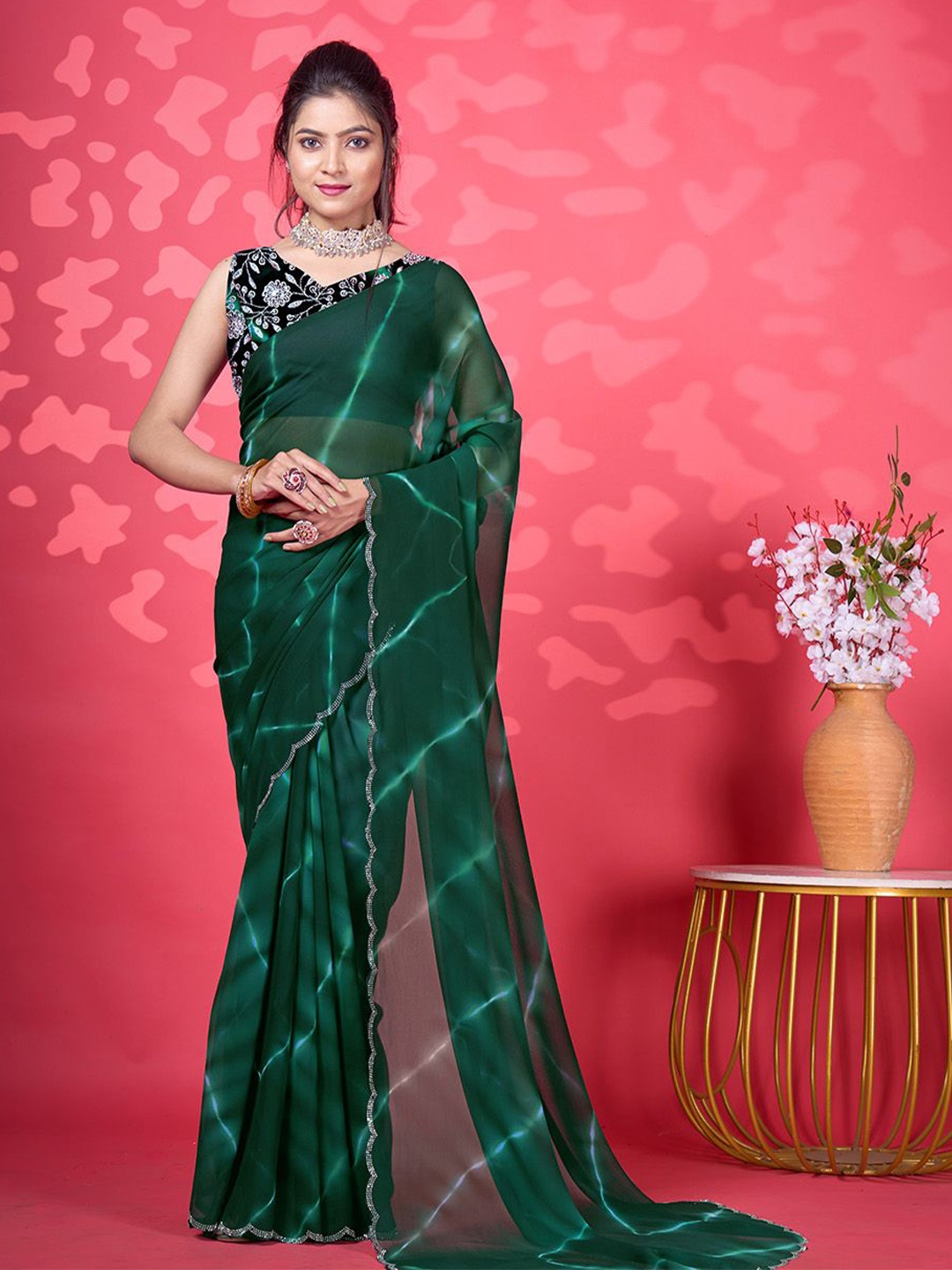 

NIRMAL CREATION Leheriya Beads and Stones Art Silk Maheshwari Saree, Green