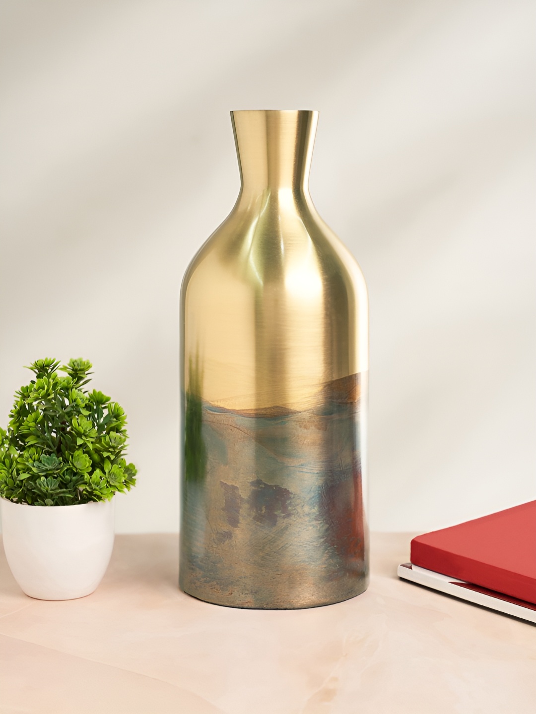 

Living scapes by Pantaloons Gold Toned & Blue Metal Flower Vase