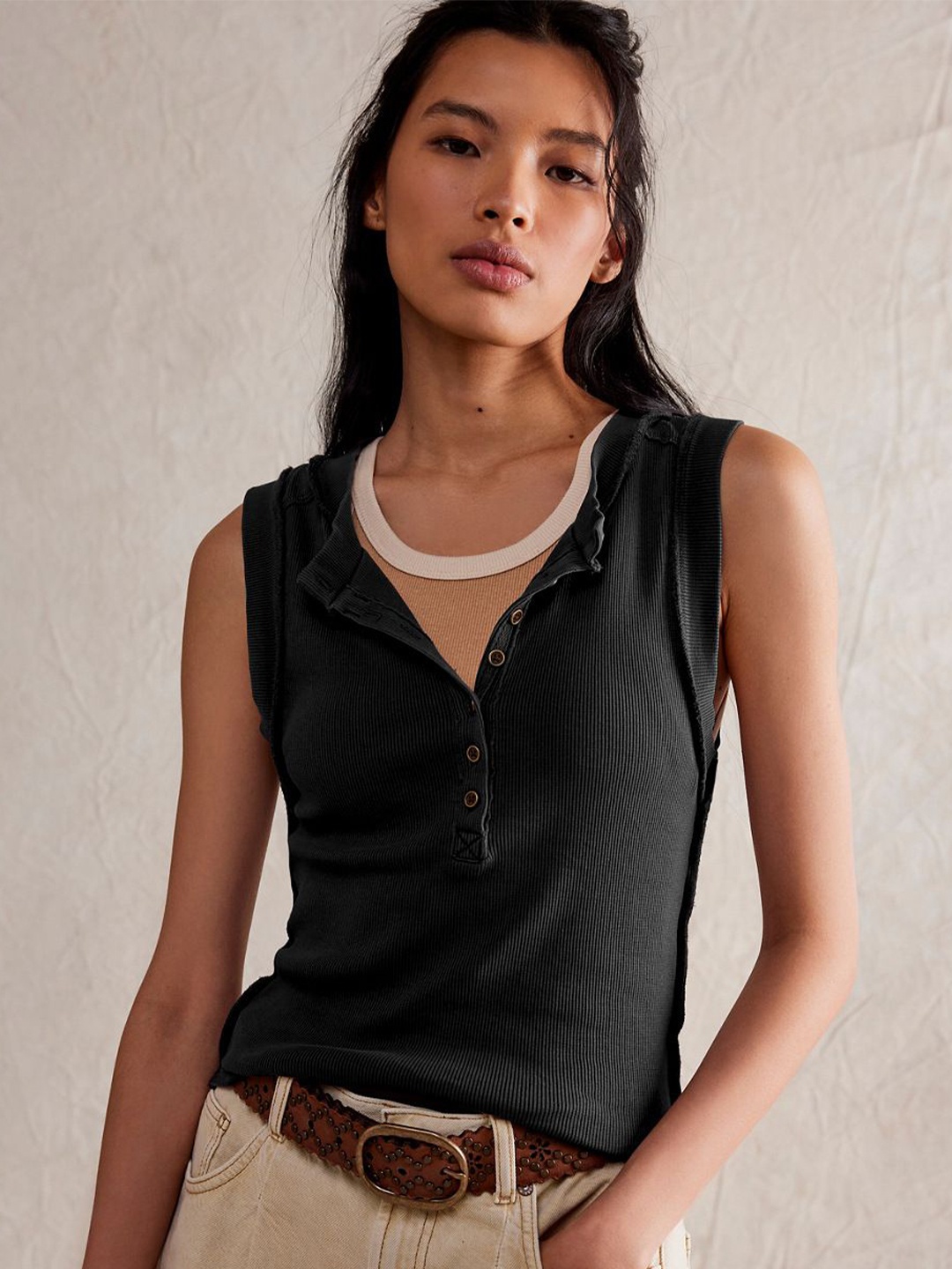 

HERE&NOW Styled Back Top, Black