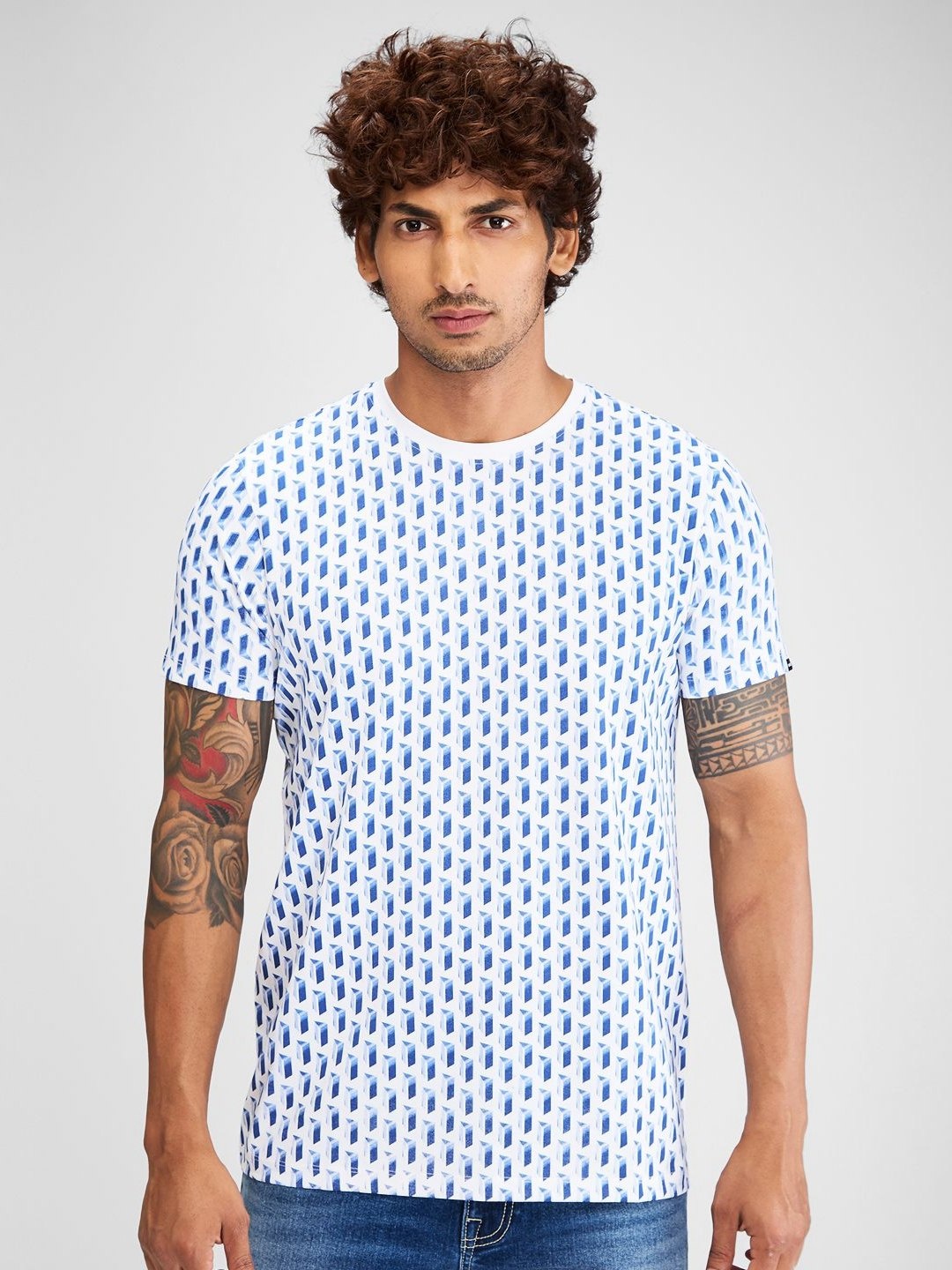 

SPYKAR Men Tribal Printed Pockets Slim Fit T-shirt, Blue