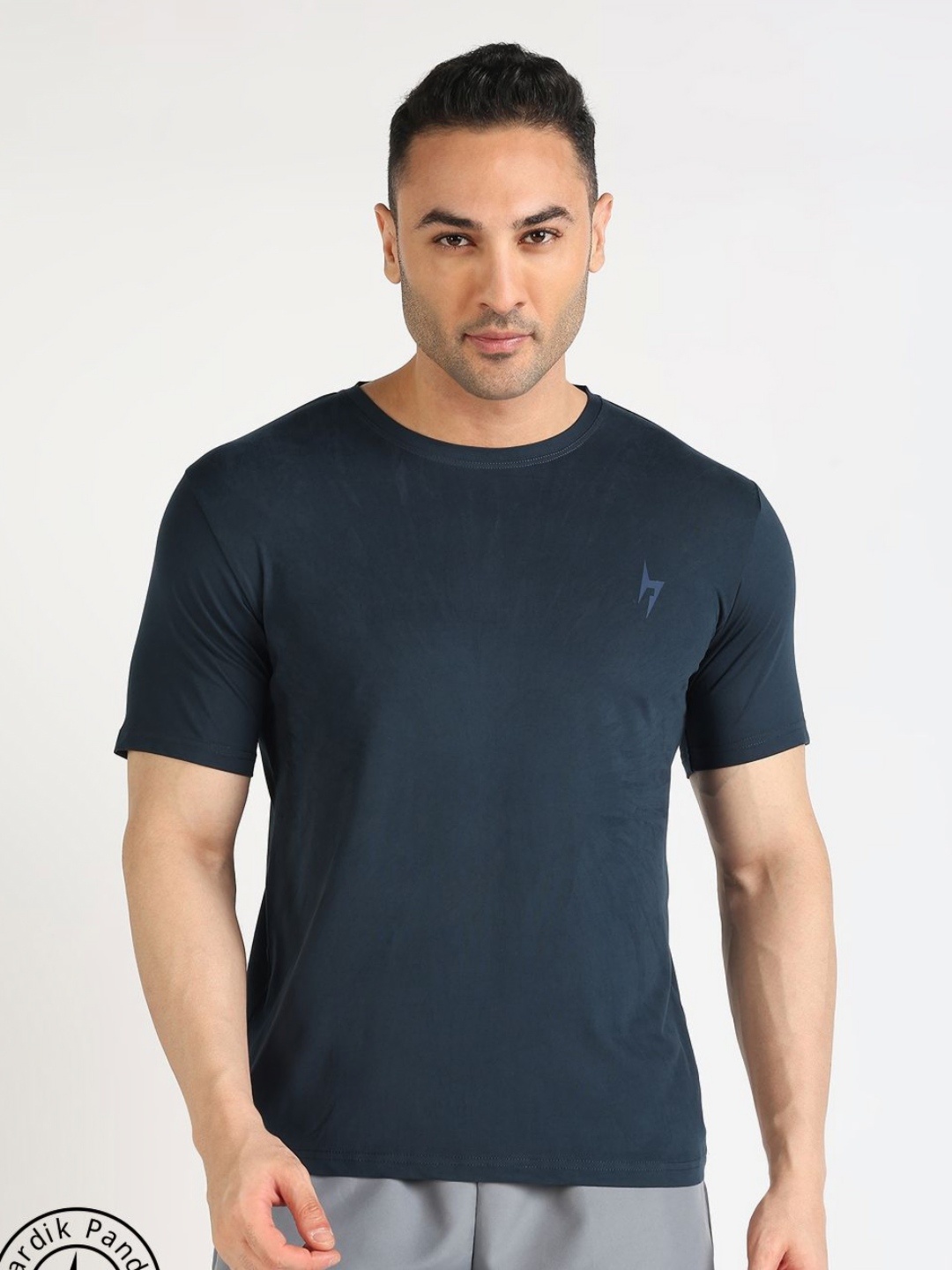 

Hardik Pandya Round Neck Moisture Wicking Performance T-shirt, Navy blue