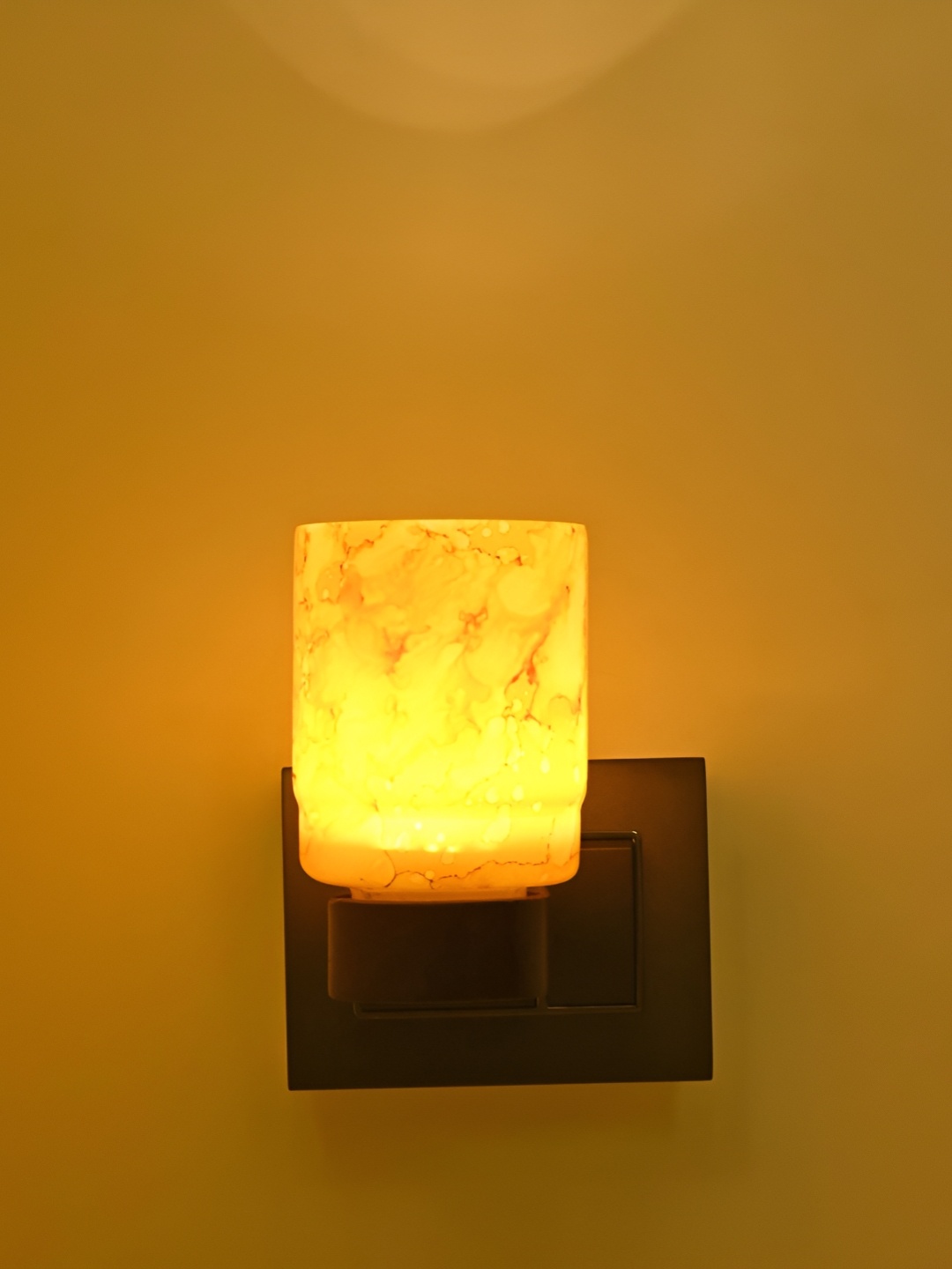 

Afast Orange & Brown Glass Contemporary Cylindrical Shaped Wall Lamp