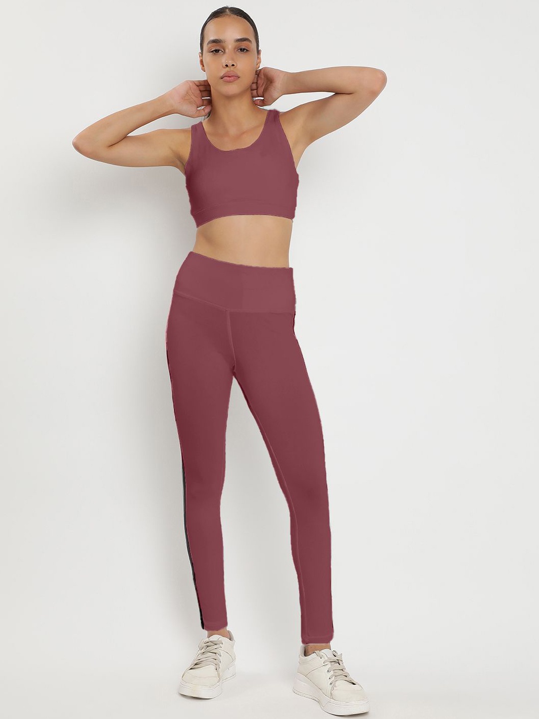 

Wearjukebox Synergy Sports Bra With High Rise Tights, Pink