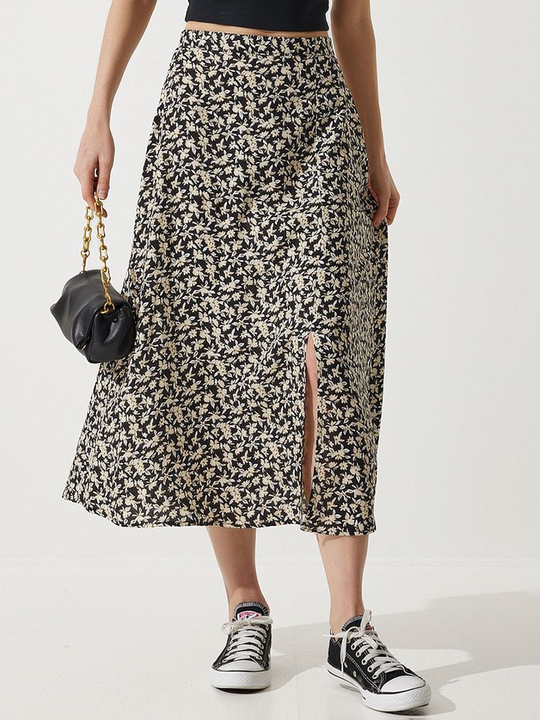 

Happiness istanbul Floral Printed A-Line Midi Skirt, Black