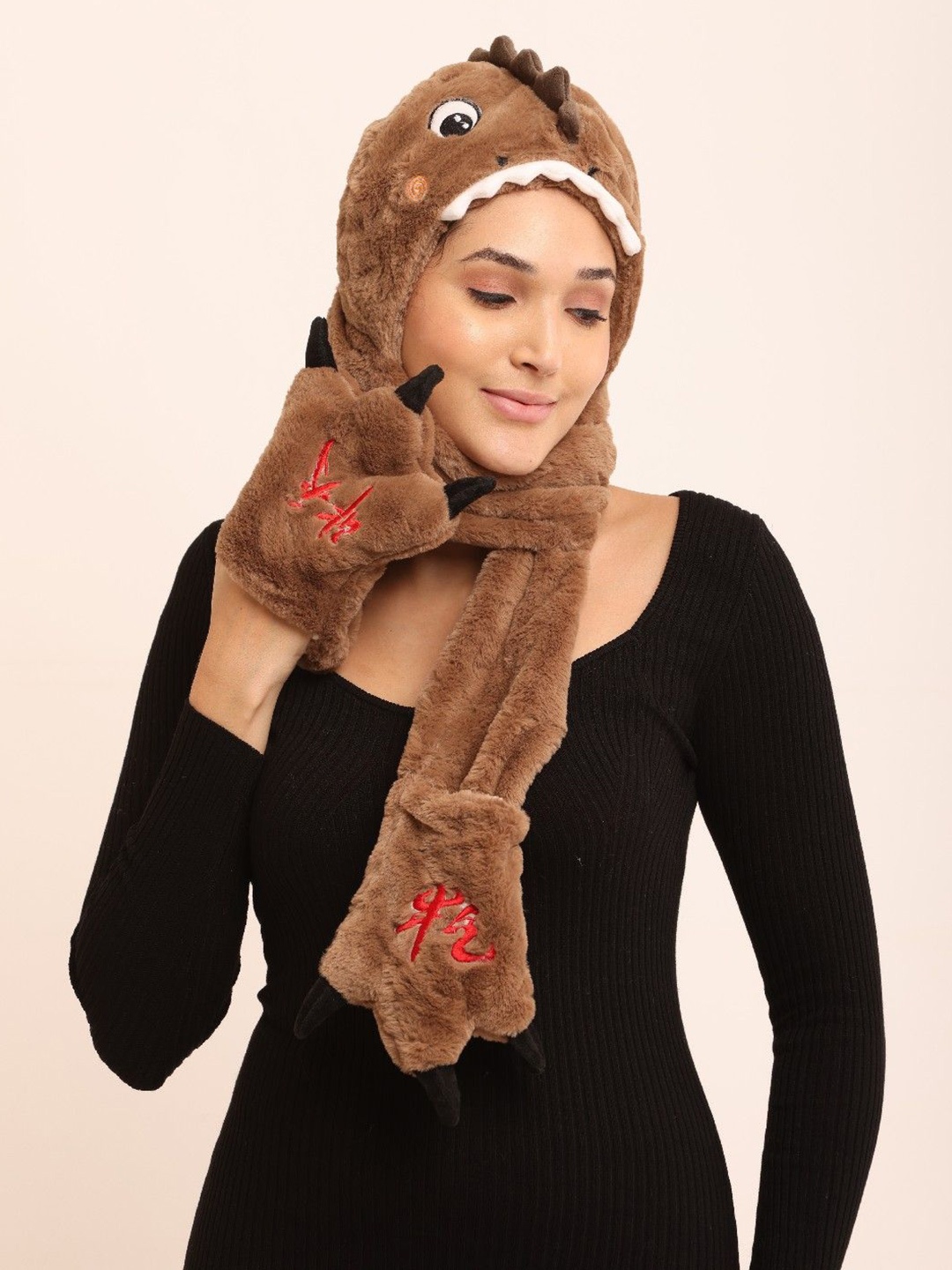 

Poftik Women Woollen, Brown