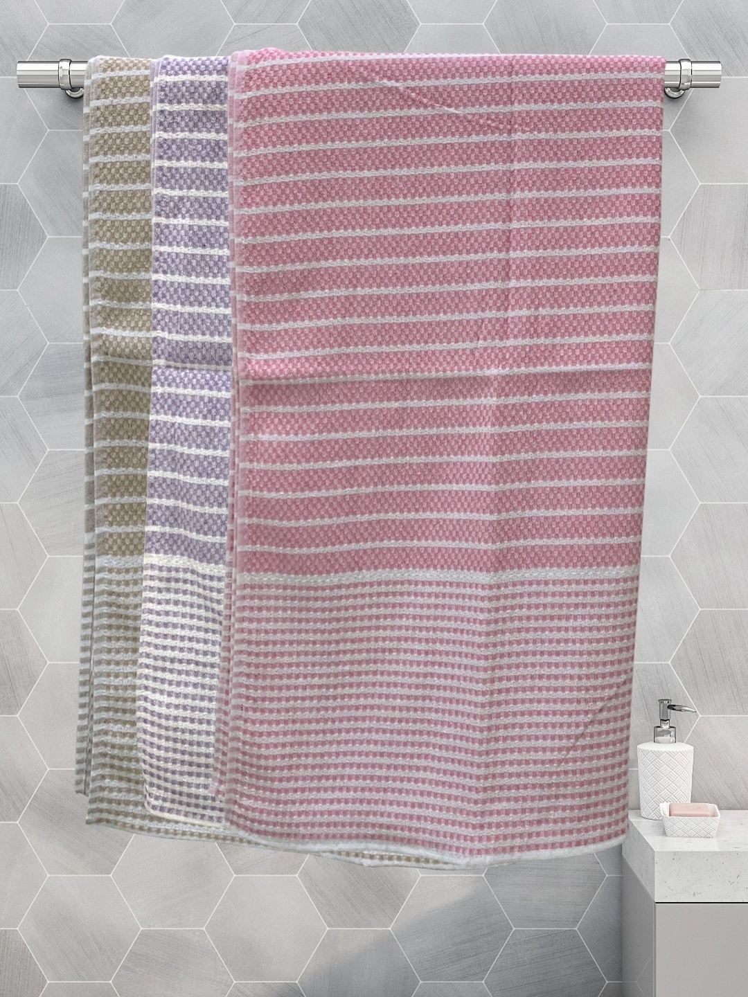 

Aura Pink & Lavender 3 Pieces Striped Cotton 210 GSM Bath Towels