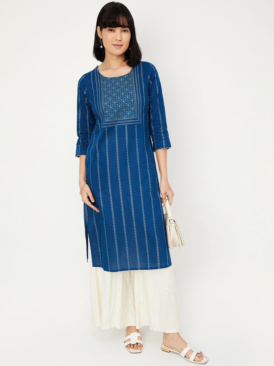 

max Floral Printed Thread Work Straight Kurta, Blue