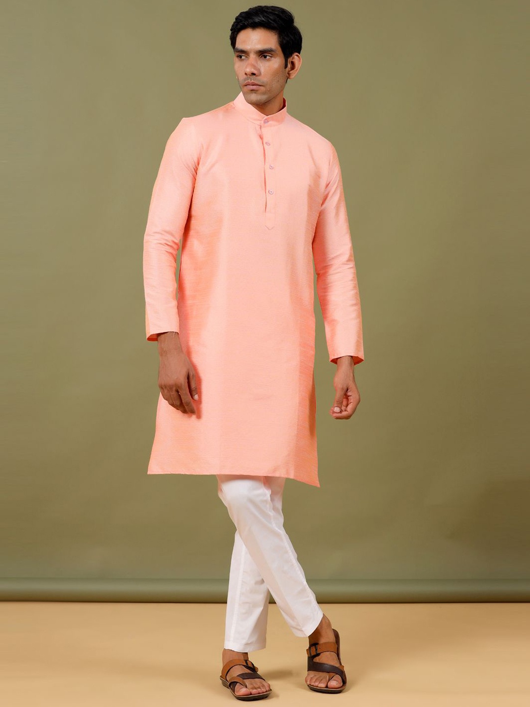 

Tistabene Mandarin Collar Silk Straight Kurta, Pink