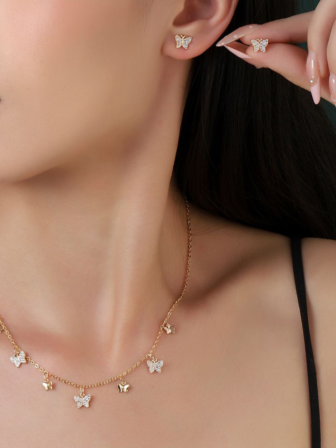 

SALTY Gold-Plated Stone-Studded Aerial Jewellery Set