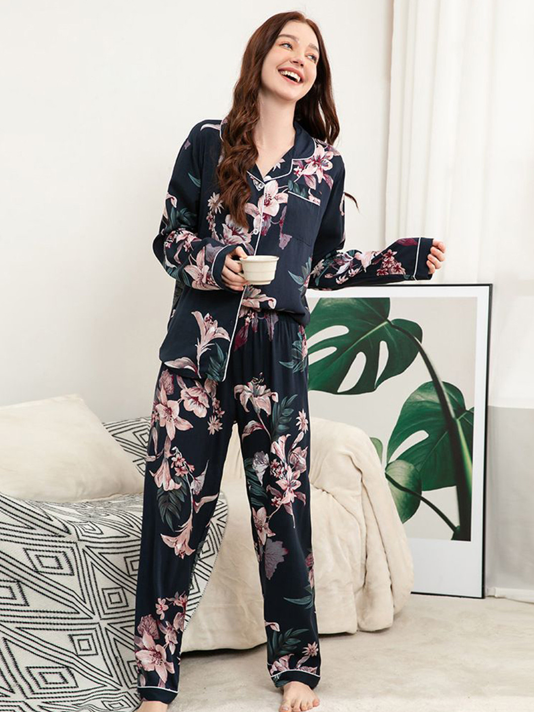 

StyleCast Floral Printed Night Suits, Navy blue
