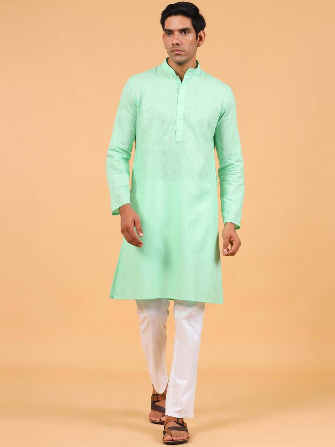 

Tistabene Mandarin Collar Linen Kurta, Green