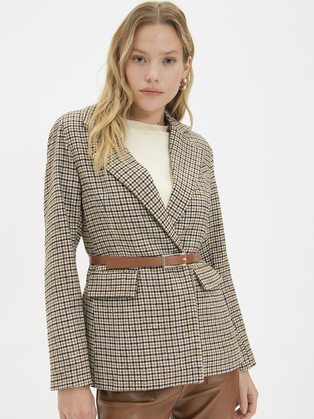 

Trendyol Checked Open Front Blazers, Brown