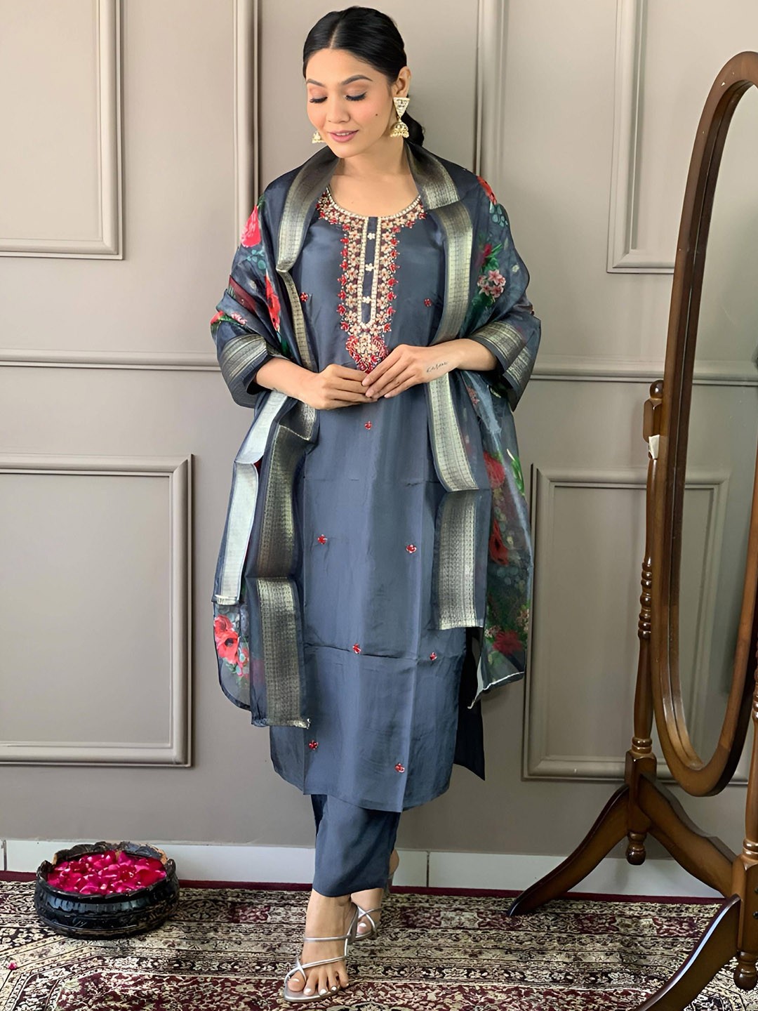

KALINI Floral Embroidered Sequinned Chanderi Silk Straight Kurta With Trouser & Dupatta, Grey