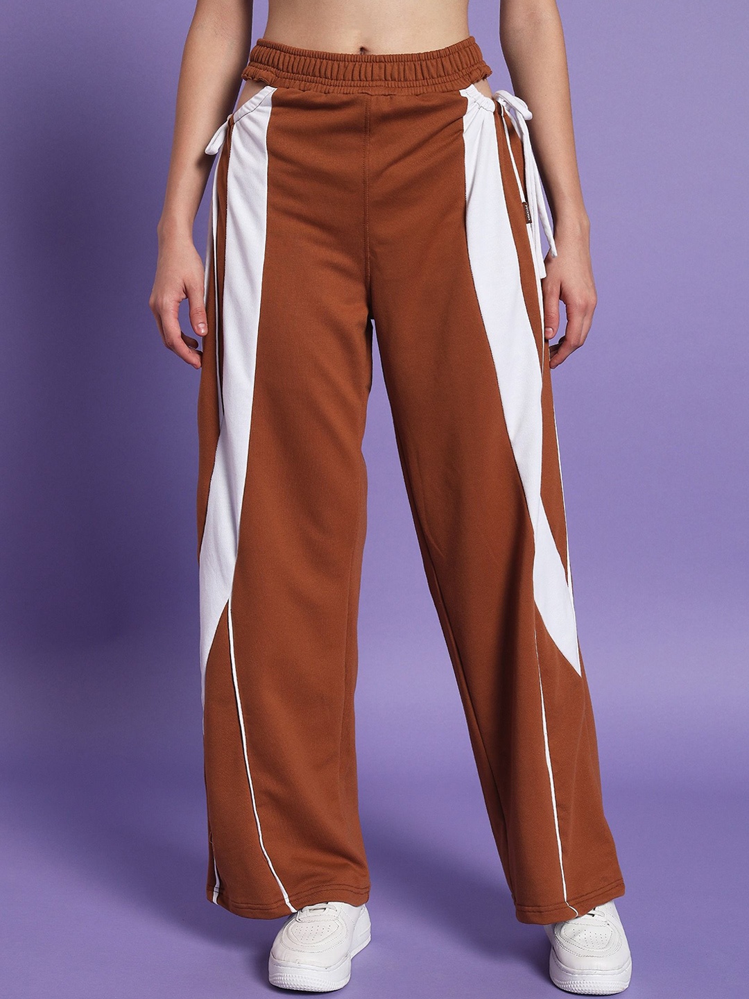 

PockMAN Women Colour-Blocked Relaxed-Fit Track Pants, Brown
