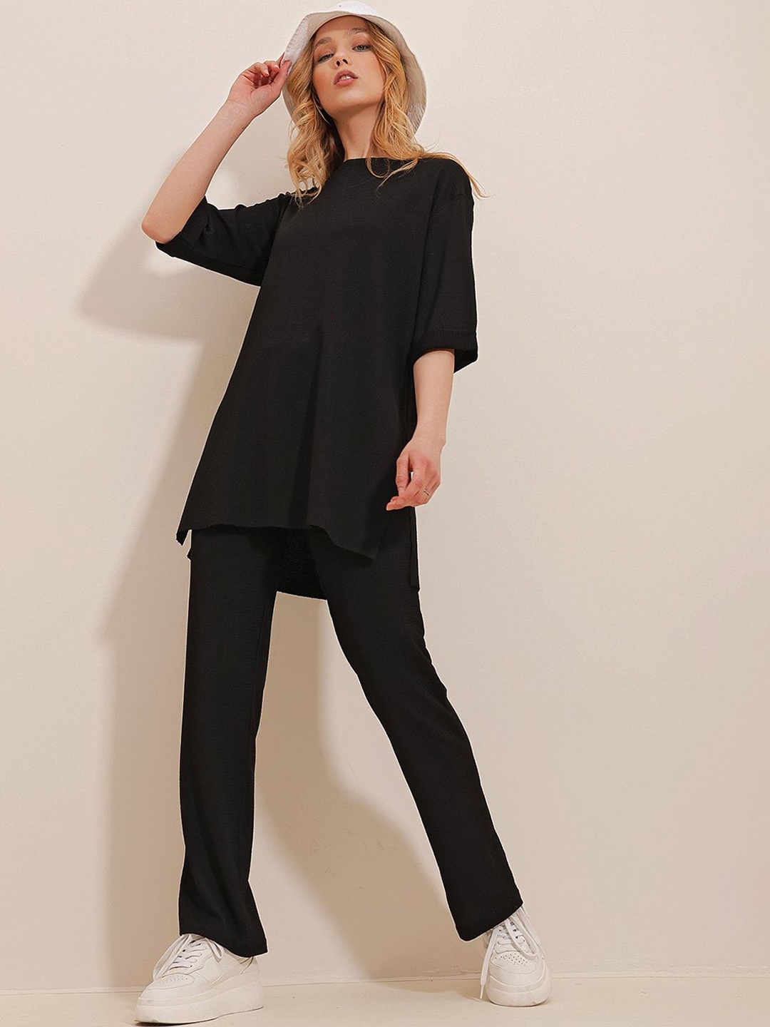 

Trend Alacati stili Boat Neck Tunic With Trousers, Black