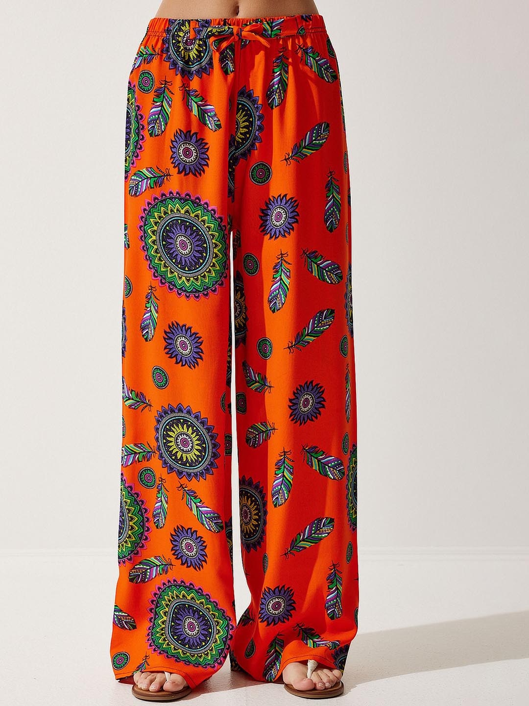 

Happiness istanbul Women Printed Trousers, Orange
