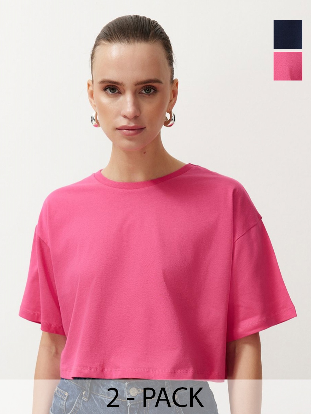 

Trendyol Women V-Neck Pockets T-shirt, Na