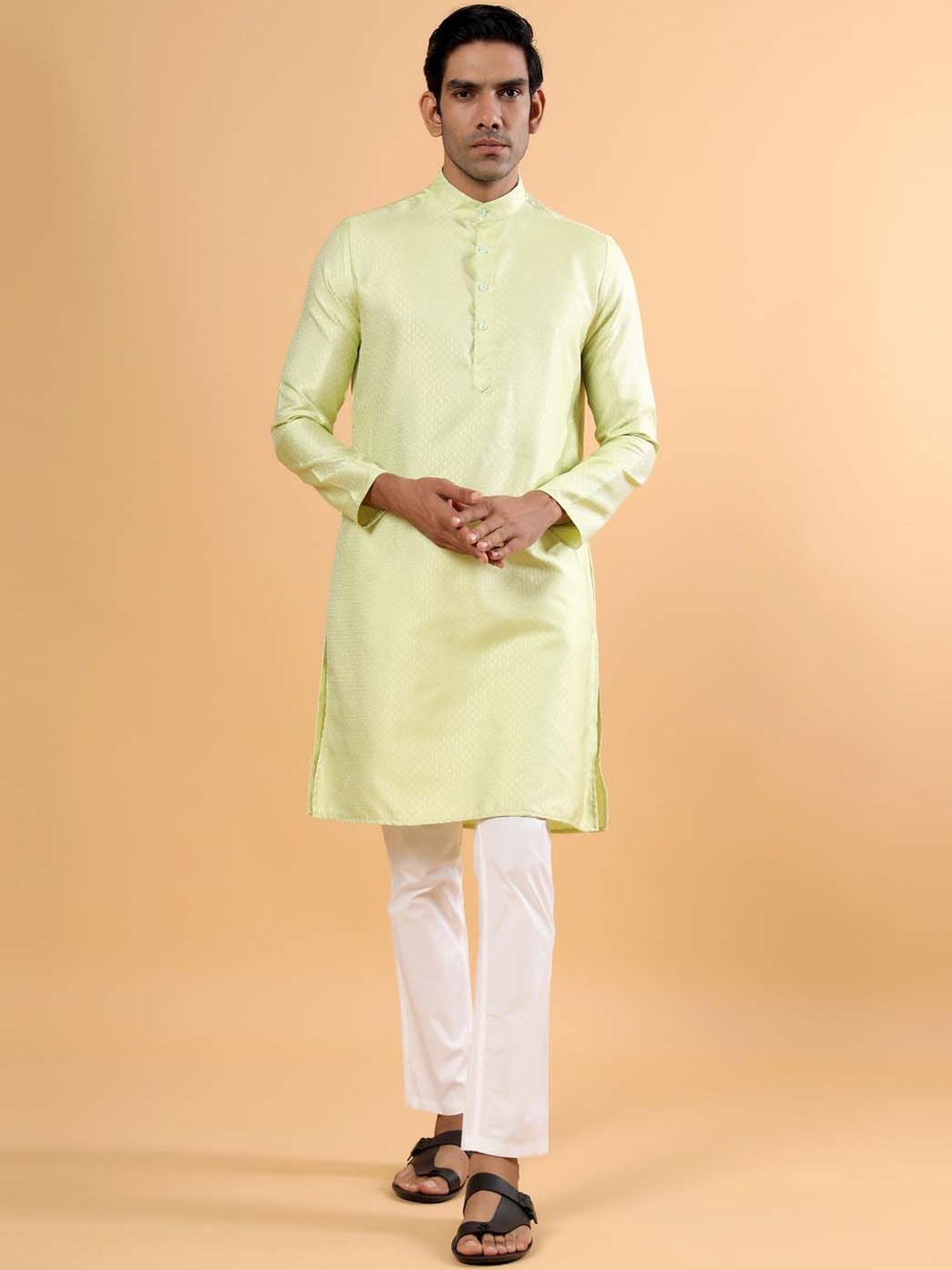 

Tistabene Woven Design Mandarin Collar Straight Kurta, Green