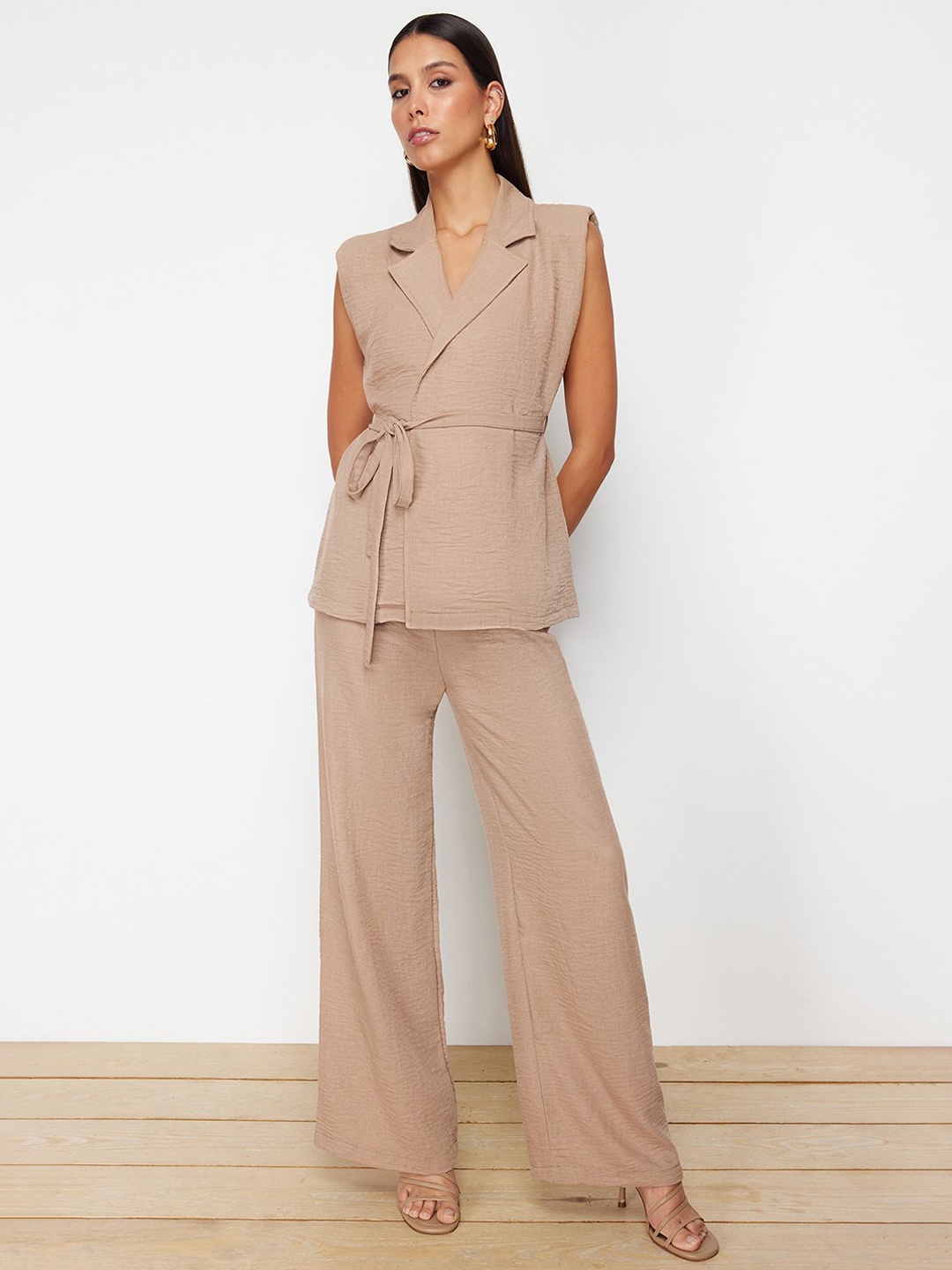 

Trendyol Shirt Collar Top With Trousers, Beige