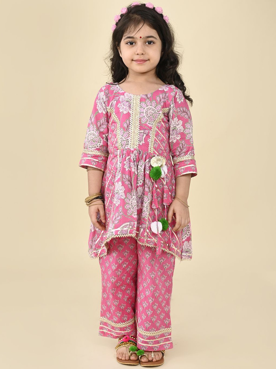 

LIL PITAARA Girls Floral Printed Gotta Patti Pure Cotton Kurti With Palazzos, Pink