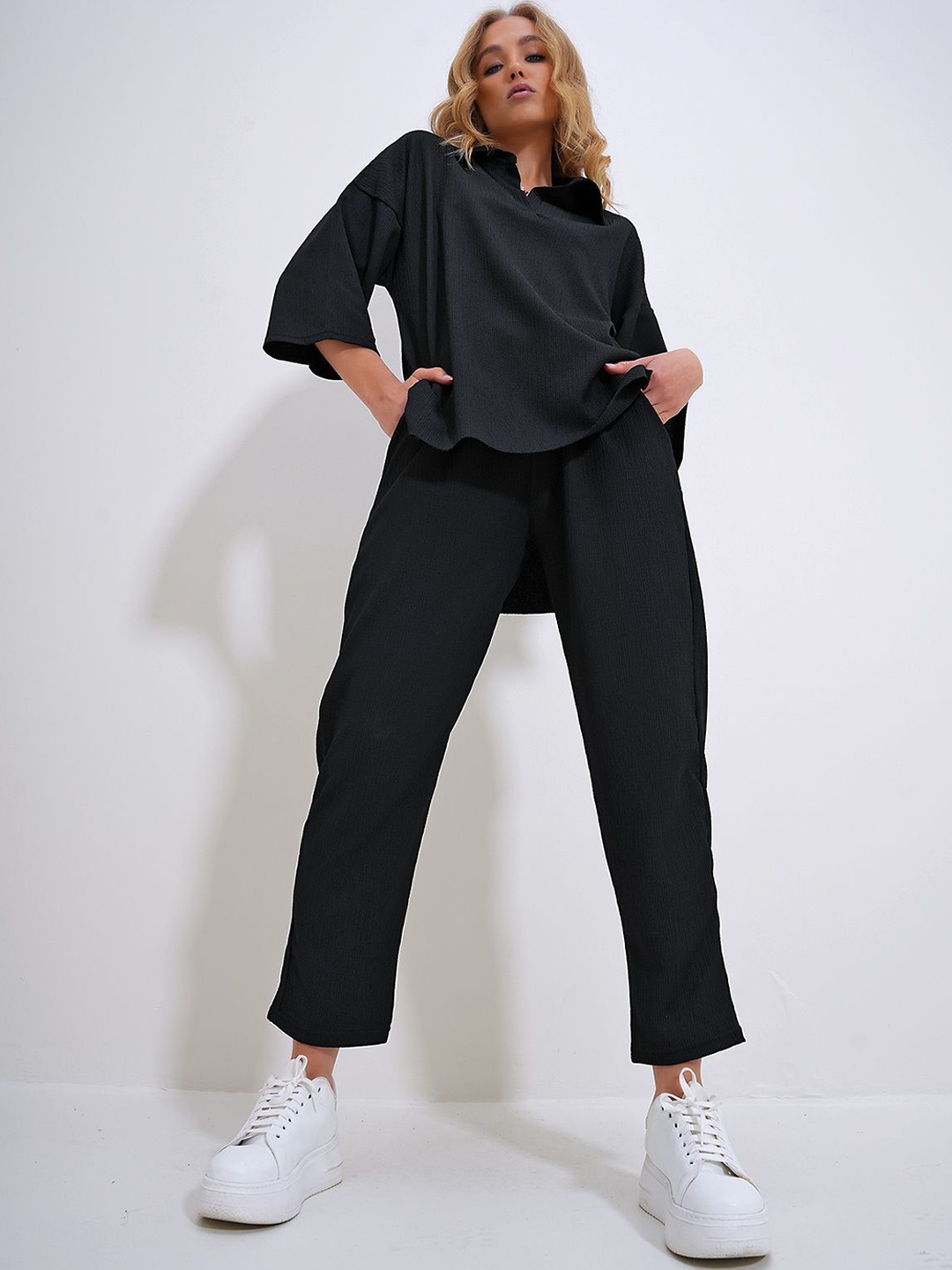 

Trend Alacati stili Top With Trouser, Black