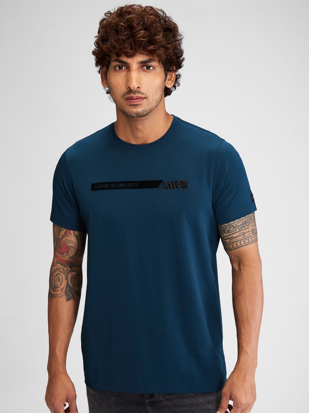 

SPYKAR Men Typography Pockets Slim Fit T-shirt, Blue