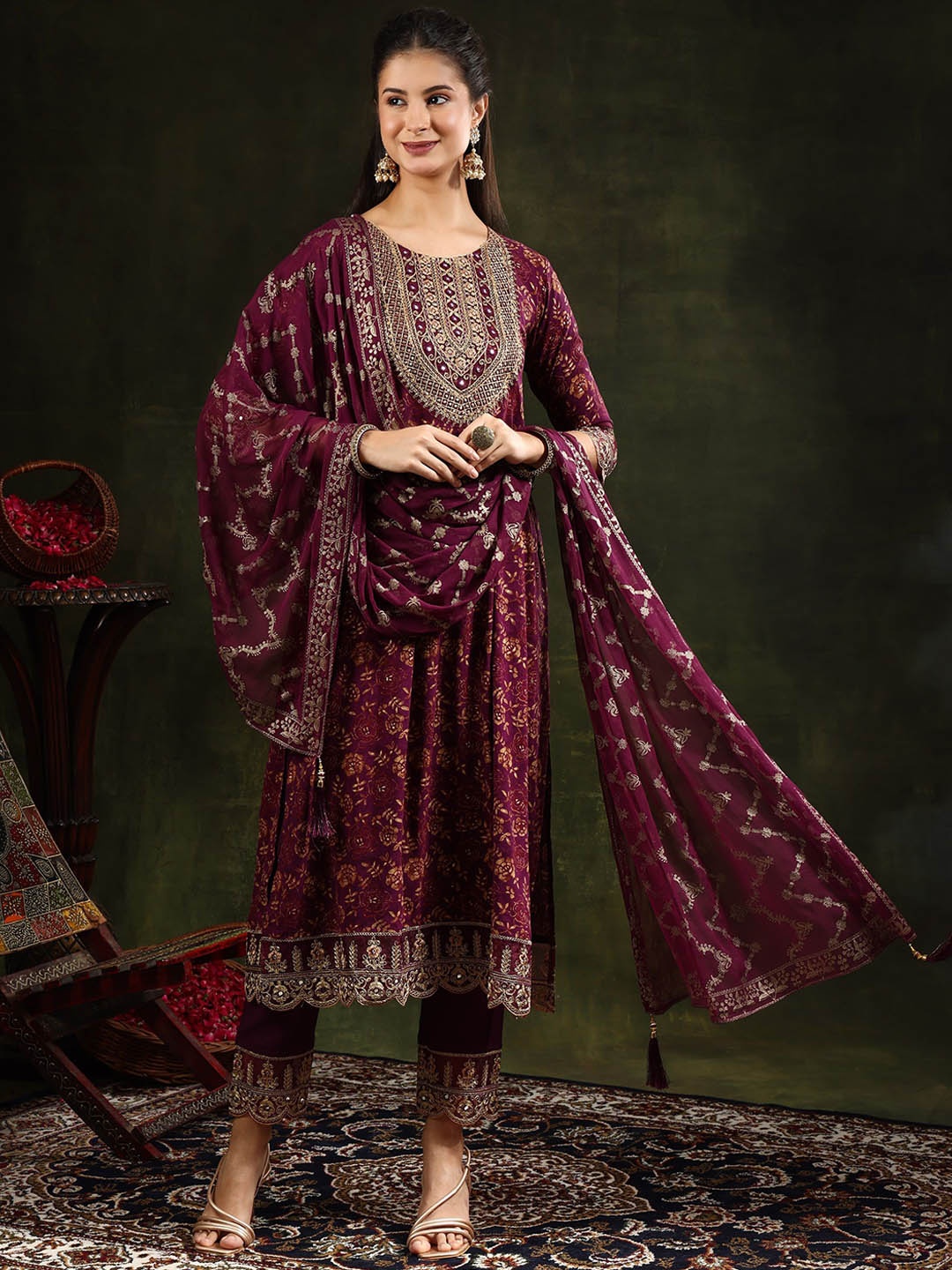 

Berrylicious Women Floral Embroidered Regular Mirror Work Kurta with Trousers & With Dupatta, Magenta