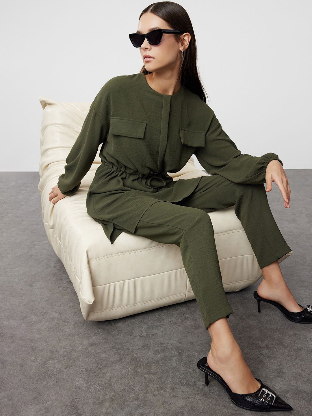 

Trendyol Round-Neck Long Sleeve Top & Trouser, Brown