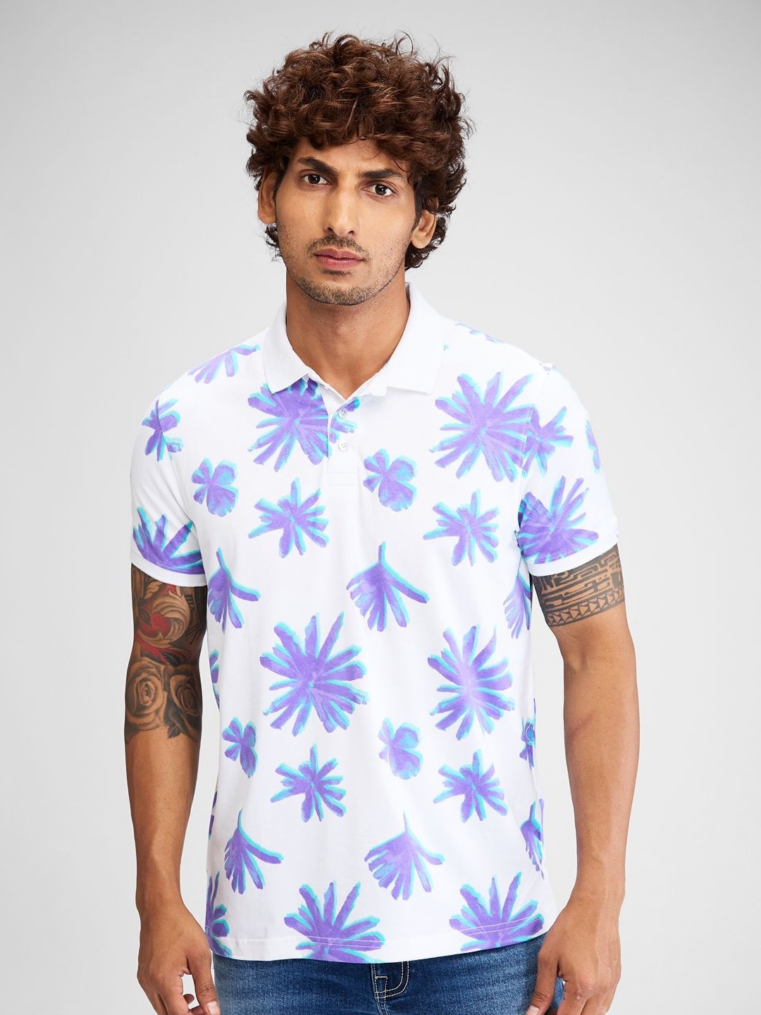 

SPYKAR Men Floral Printed Polo Collar Tropical Slim Fit T-shirt, White