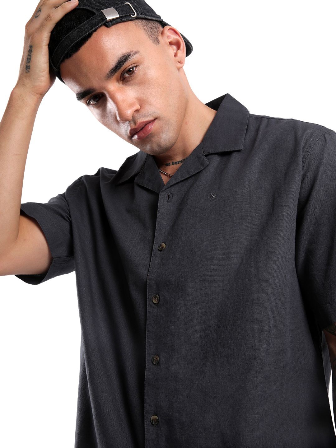 

WROGN Men Custom Opaque Printed Casual Shirt, Grey