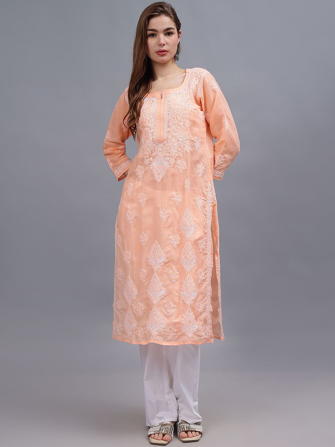 

Seva Chikan Floral Embroidered Notch Neck Lucknowi Chikankari Cotton Straight Kurta, Peach