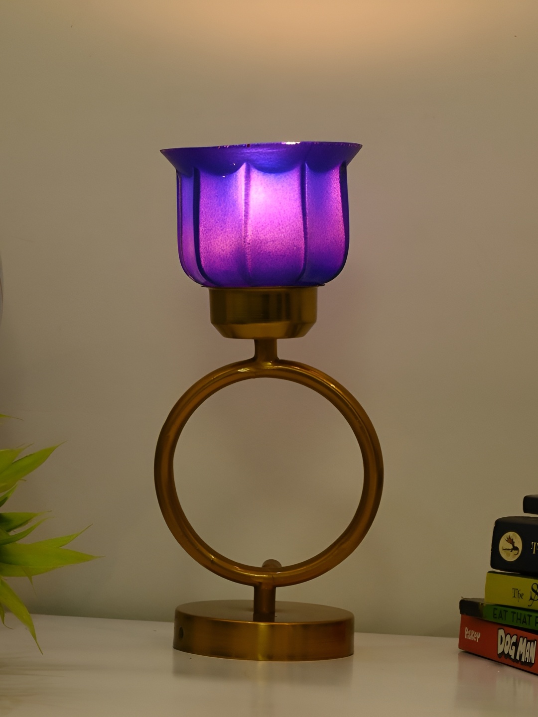 

Afast Blue & Gold Toned Textured Traditional Bell Shaped Glass Table Lamp