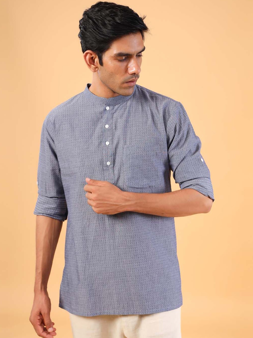 

Tistabene Geometric Woven Design Mandarin Collar Straight Kurta, Blue