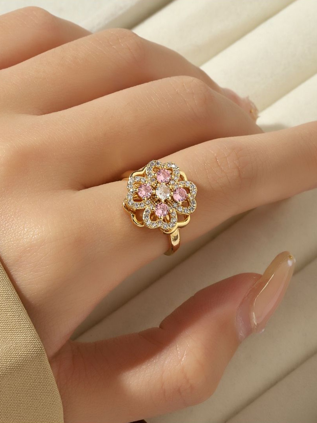 

SALTY 14K Gold-Plated Floral Sippner Crystal Stone-Studded Finger Ring