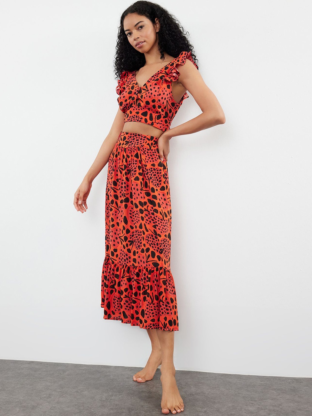 

Trendyol Printed V-Neck Ruffled Top With Skirt, Orange