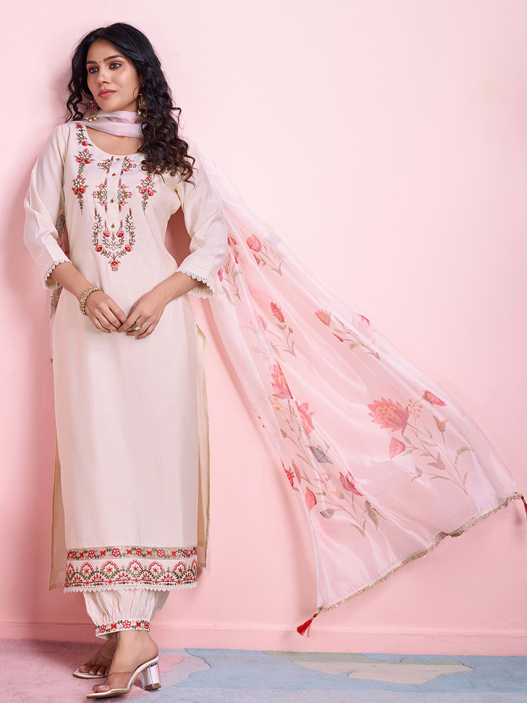 

MOJILAA Floral Embroidered Beads and Stones Straight Kurta with Salwar & With Dupatta, Cream