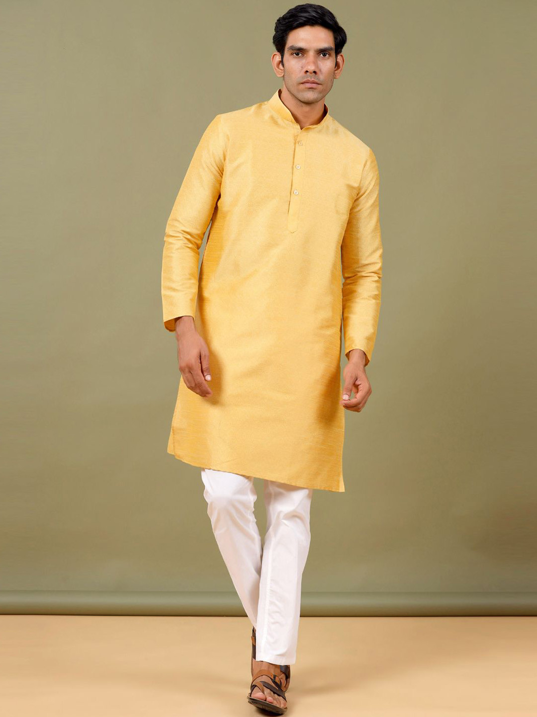 

Tistabene Mandarin Collar Silk Kurta, Yellow
