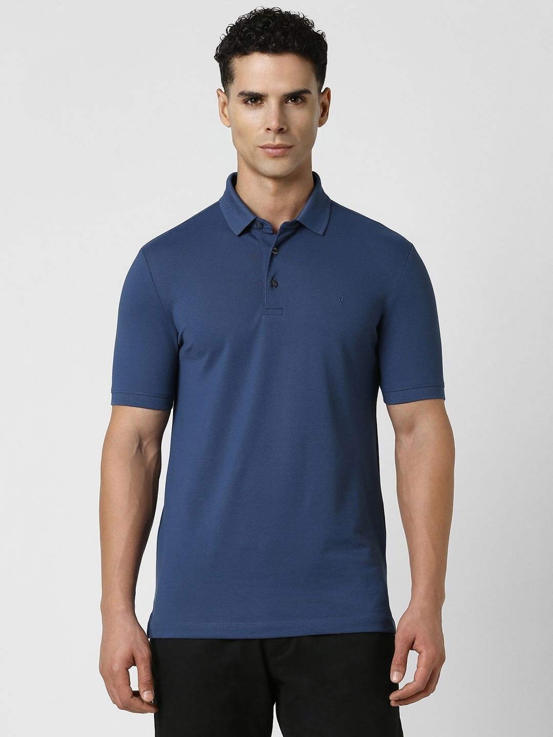 

Van Heusen Men Polo Collar Pockets T-shirt, Navy blue